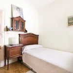 Rent a room of 80 m² in madrid