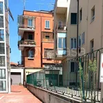 Affitto 3 camera appartamento di 115 m² in Verona