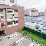 Alquilo 2 dormitorio apartamento de 135 m² en  Mairena del Aljarafe