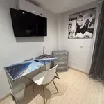 Rent 4 bedroom apartment in Valencia