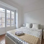 Rent 6 bedroom apartment in lisbon