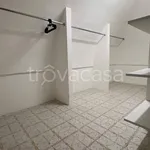 Affitto 2 camera appartamento di 70 m² in Brindisi