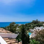 Rent 3 bedroom apartment of 145 m² in Puerto Banús