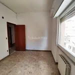 Affitto 4 camera appartamento di 150 m² in Reggio di Calabria