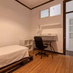 Rent a room in lisbon