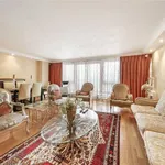 Rent 3 bedroom apartment in London