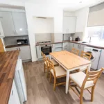 Rent 6 bedroom house in Leeds