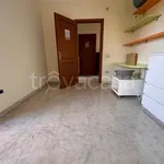 Affitto 4 camera appartamento di 120 m² in Caserta