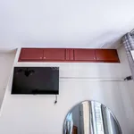 Rent 2 bedroom apartment of 62 m² in Napoli