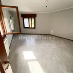 4-room flat via Angeli 56, Centro, Adria