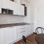 Rent 3 bedroom apartment of 93 m² in Milano