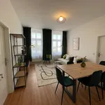 Miete 2 Schlafzimmer wohnung von 70 m² in Magdeburg