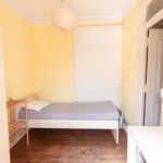 Rent a room in lisbon