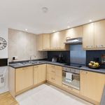 Rent 2 bedroom flat of 645 m² in Bristol