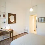 Rent 1 bedroom apartment of 60 m² in milan