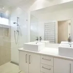 Rent 2 bedroom apartment in Caulfield North