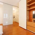 Rent 3 bedroom apartment of 120 m² in Milano