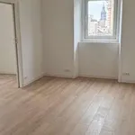 Appartement de 113 m² avec 5 chambre(s) en location à Reims