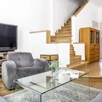 Rent 6 bedroom house of 270 m² in Warszawa