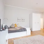 Rent 1 bedroom apartment of 30 m² in Dusseldorf