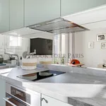 Rent 2 bedroom apartment of 30 m² in paris