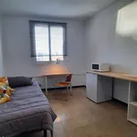 Rent 4 bedroom apartment in Barcelona