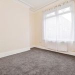 Rent 3 bedroom flat in North East England