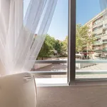 Rent a room of 80 m² in valencia