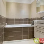 Pronajměte si 2 ložnic/e byt o rozloze 48 m² v Prague