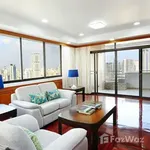 Rent 4 bedroom house of 365 m² in Bangkok