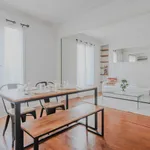 Appartement de 495 m² avec 1 chambre(s) en location à Paris