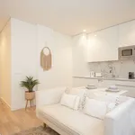 Rent 2 bedroom apartment of 63 m² in porto