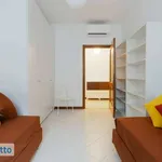 Rent 3 bedroom apartment of 90 m² in Milan