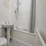 Rent 3 bedroom flat in Dundee