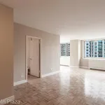 Rent 2 bedroom apartment of 94 m² in New York