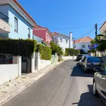 Rent a room of 98 m² in lisbon