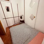 Rent 2 bedroom apartment of 80 m² in genova