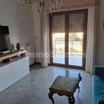 Rent 4 bedroom apartment of 100 m² in Taranto