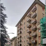 Rent 3 bedroom apartment in Milan