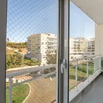 Rent 2 bedroom apartment of 103 m² in Oeiras