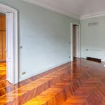 Rent 3 bedroom apartment of 310 m² in torino