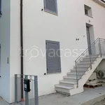 Rent 3 bedroom house of 130 m² in Petriano