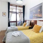 Rent 2 bedroom apartment of 100 m² in Porto