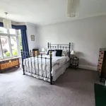 Rent 5 bedroom house in South East England