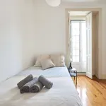 Rent a room in lisbon