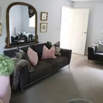 Rent 4 bedroom apartment in Wales