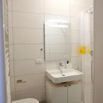 Rent 1 bedroom apartment of 37 m² in Frankfurt