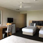 Rent 1 bedroom apartment in Coolangatta