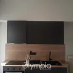 Rent 1 bedroom apartment of 50 m² in Athens