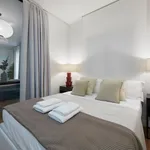 Rent 4 bedroom apartment of 75 m² in Madrid